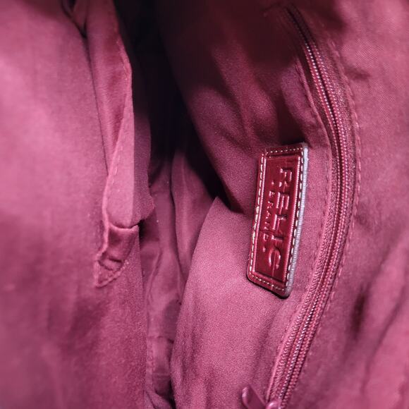 RELIC NWT Maroon Burgundy Faux Leather Crossbody Shoulder Bag Adjustable Strap - Picture 9 of 12